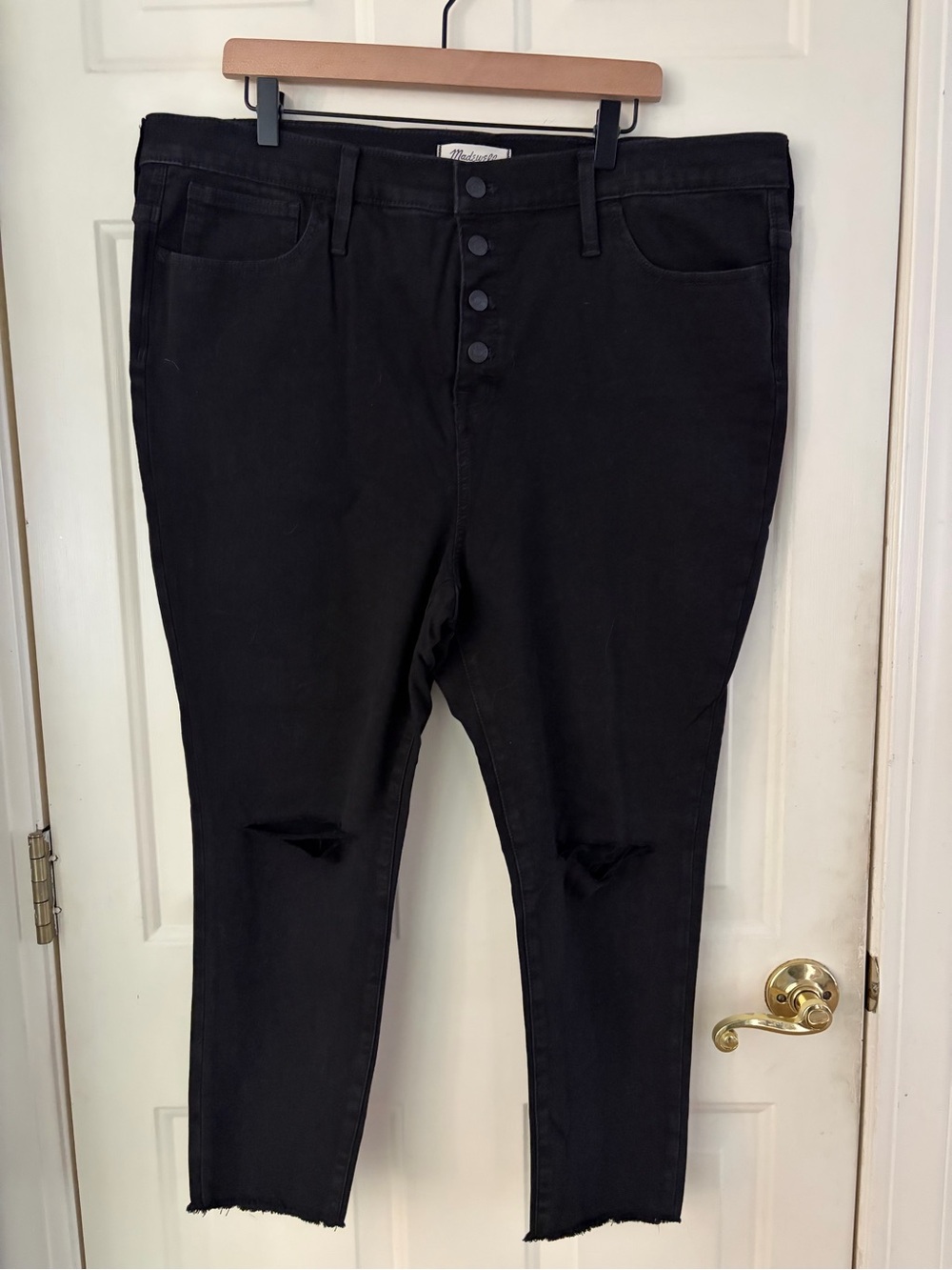 Madewell Black Button-Fly Distressed Jeggings